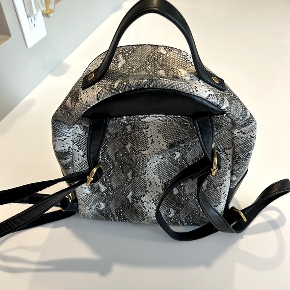 Fossil backpack - Picture 3 of 3